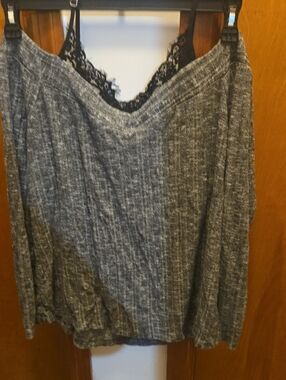 Maurices Gray Ribbed Long Sleeve Tank with Black Lace Trim